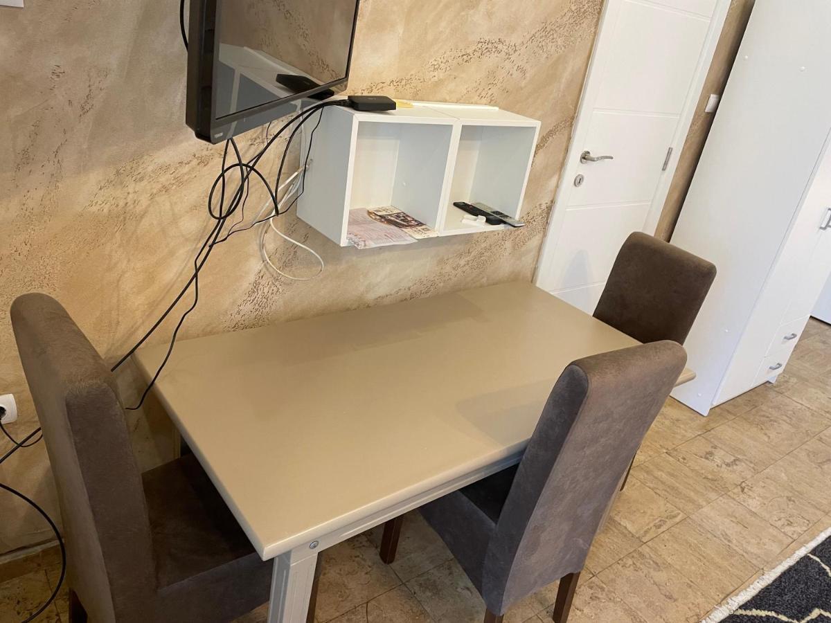 Bora Apartmani - Free Parking - City Center Vranje Esterno foto