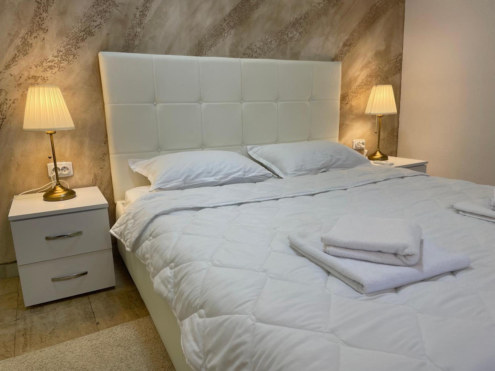 Bora Apartmani - Free Parking - City Center Vranje Esterno foto
